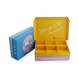 Recyclable Corrugated Custom Paper Packaging Box Food Grade Deboss ISO