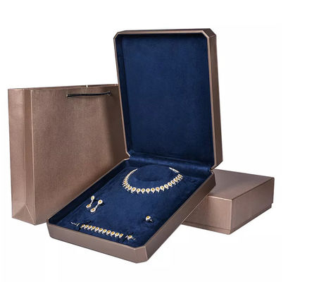 Sturdy PU Leather Box Khaki Paper Gift Box Packaging ISO9001
