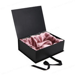ODM PMS Clothes Packaging Box Apparel Paper Cardboard Box Foil Stamping