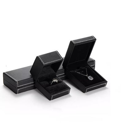 Rectangular PU Leather Box Recyclable Necklace Box Packaging Embossing