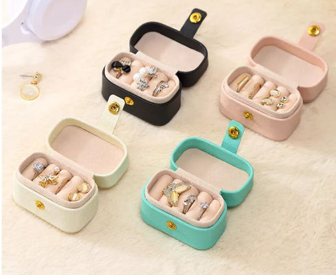 ODM Mini Travel Jewelry Box Organizer Emboss PU Leather Portable SGS