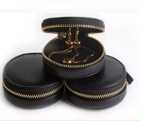 Minimalist PU Leather Box QC Mini Jewelry Box With Zipper Deboss