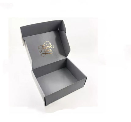 Folding Clothes Packaging Box Varnishing Paperboard Packaging Paper Boxes