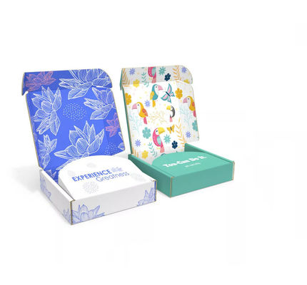 Folding Clothes Packaging Box Varnishing Paperboard Packaging Paper Boxes